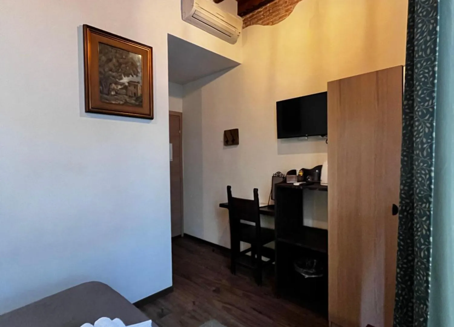 La Taverna Del Metallo Rooms La Spezia