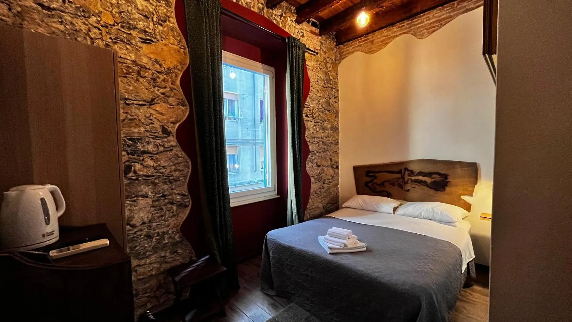 La Taverna Del Metallo Rooms La Spezia 0*,  Italien